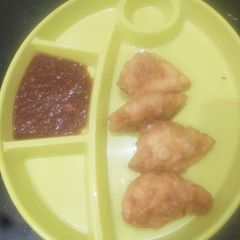A picture of Momos.
