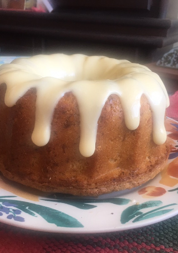 Una foto de Torta de zanahoria 🥕 con glaseado de queso crema