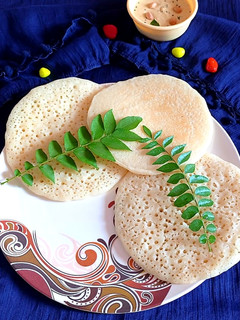 इंस्टेंट सूजी अप्पम (Instant Suji Appam ki recipe in Hindi) रेसिपी मुख्य फोटो