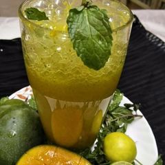 A picture of Fresh mango mint leminto.