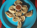 सोयाबीन मोमोज (soyabean momos recipe in marathi)