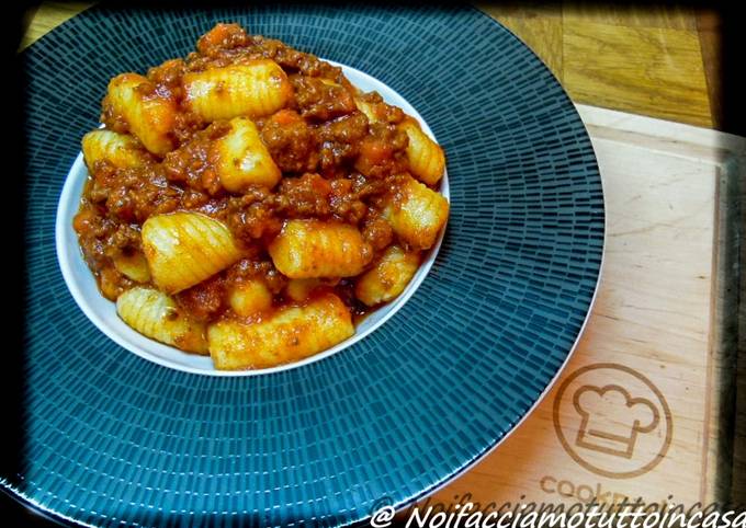 Gnocchi di Patate con Ragù di Agnello Recipe