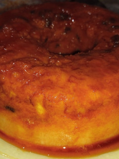 Una foto de Budín de pan con flan de caja...para sacar de apuros muy rápido