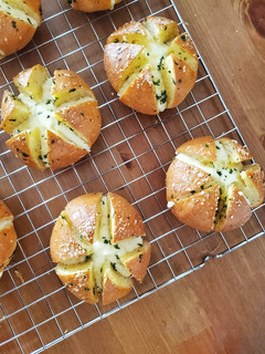 Foto resep Korean Cream Cheese Garlic Bread