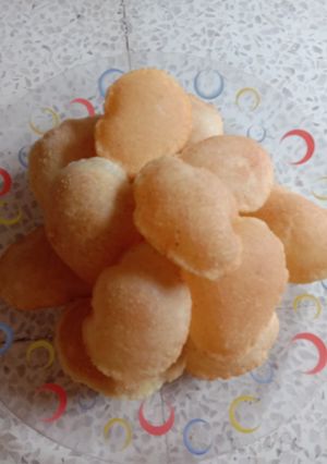 A picture of Suji ke golgappe.