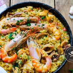 A picture of Paella de mariscos.