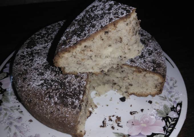 Eggless chocolate chip vanilla cake #Chocolatebakingcontest