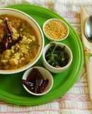 Pulicha keerai koottu (Paruppu keerai in Tamil, Kulfa Ka Saag in Hindi, Purslane in English)