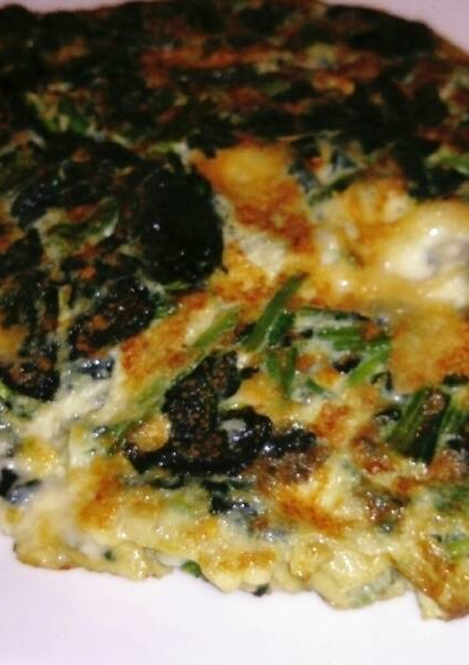Una foto de Tortilla de espinacas, queso y claras de huevo