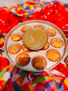 सूजी के अप्पे (suji ke appe recipe in Hindi) रेसिपी मुख्य फोटो