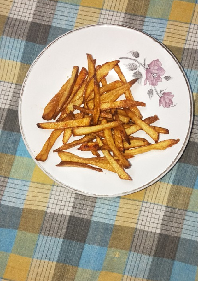 பிரெஞ்சு பிரைஸ் செய்முறை முக்கிய புகைப்படம்