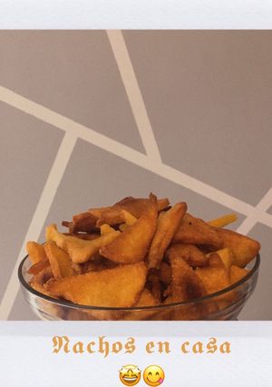 Una foto de Nachos caseros!🤩🤤