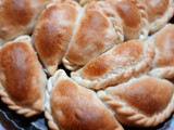 Empanaditas de salchichas y queso!