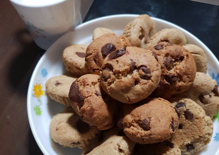 Recipe of Perfect Simple Home-made Choco-Chip Cookies