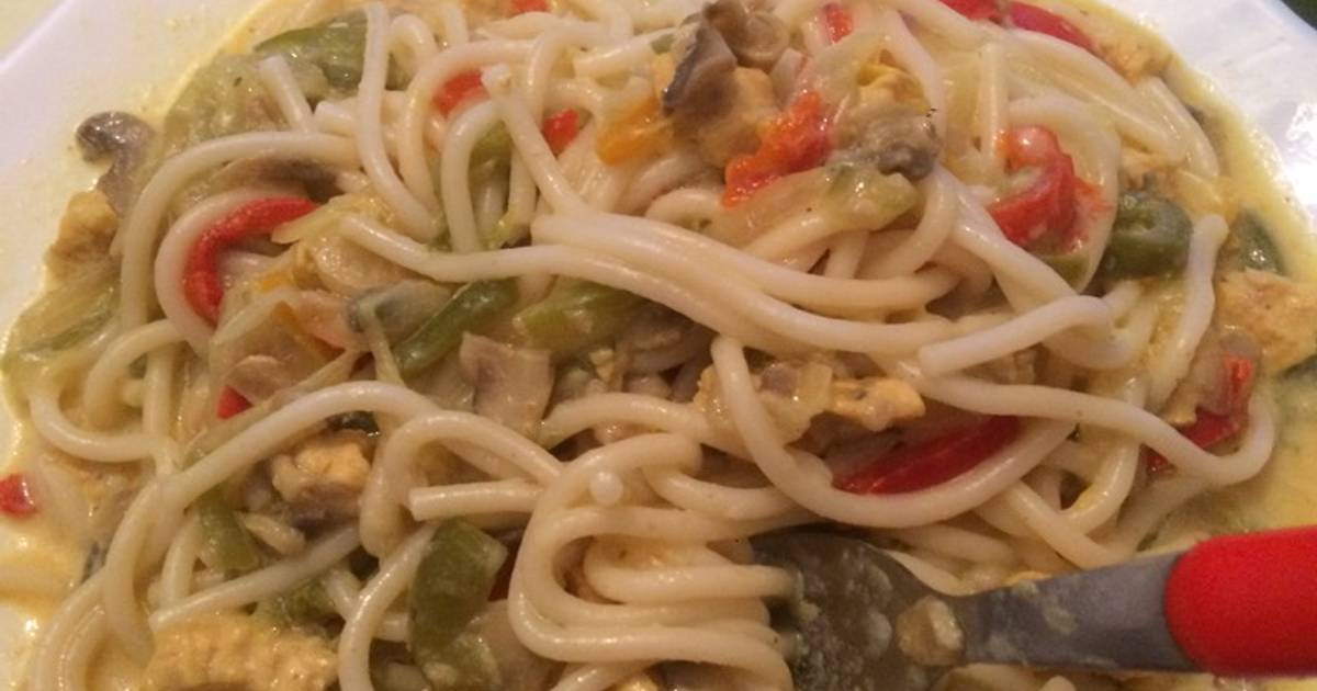Espaguetis Con Pollo Y Verduras Con Nata Receta De Jesica J Cookpad 9066