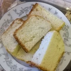 Lemon cake A picture of Lemon cake.