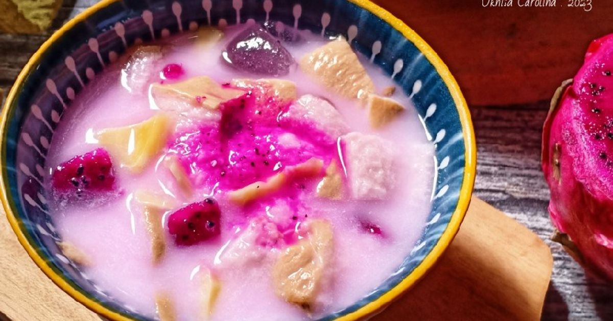Es Campur Jadoel (Buah+Roti Tawar)