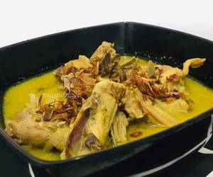 Resep mudah 1. Opor Ayam Kampung Gurih Mantul