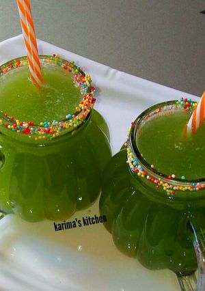 A picture of Cucumber lemonade.