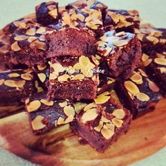 A picture of Cadbury Chocolate Brownies.