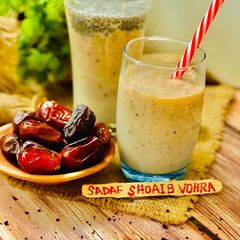 A picture of Date & Vanilla shake.