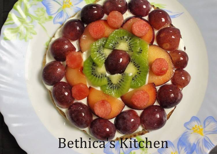 Recipe of Quick Fruit Pizza