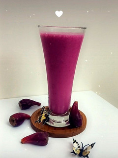 عکسی از دستور اسموتی میوه کاکتوس و موز Cactus and banana fruit smoothie