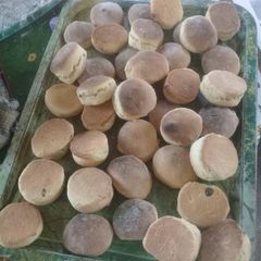 A picture of MANZINI scones.