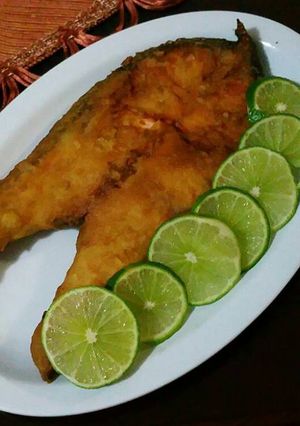 Una foto de Salmón frito