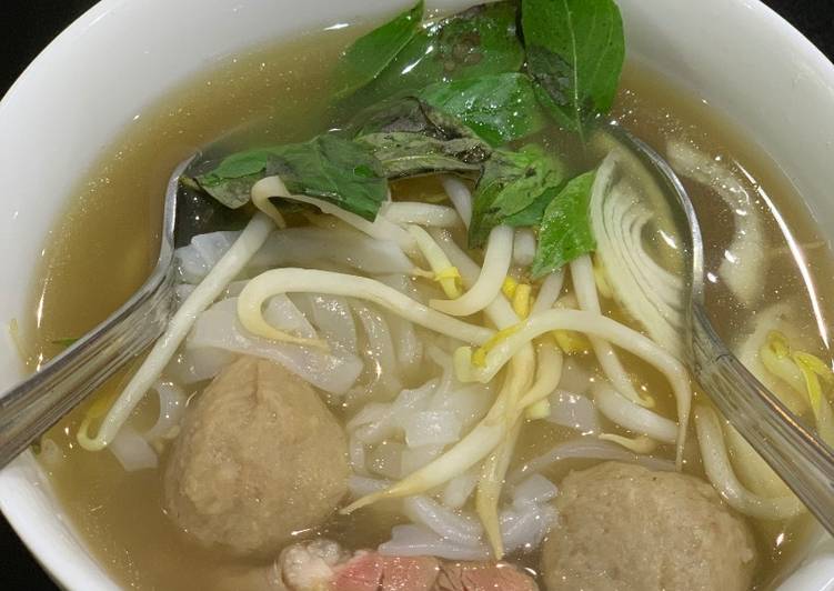 Recipe of Super Quick Homemade Pho (Vietnamese Beef Soup)