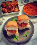 Kanda bhaji Pav