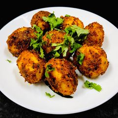 A picture of Spicy baby potatoes.