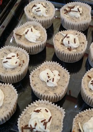 A picture of Oreo upside down mini cheesecakes.