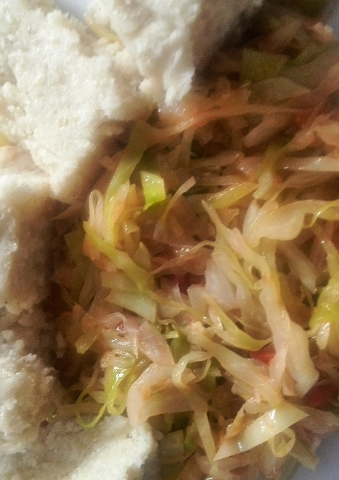 A picture of Cabbage with ugali.