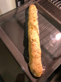 Una foto de Pan de aceitunas negras