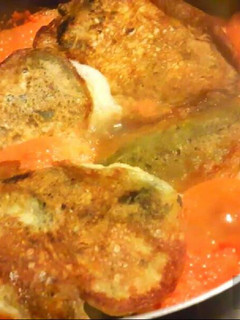 Una foto de Chiles rellenos de queso al estilo michoacan