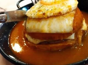 Foto de Francesinha de Hambúrguer