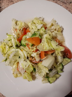 A picture of Garlic Salad.