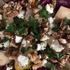 A picture of Warm salad: pear, radicchio and chicory - vegetarian.