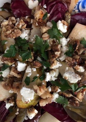 A picture of Warm salad: pear, radicchio and chicory - vegetarian.