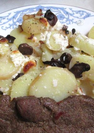 Juhtúrós sült burgonya recept fotója