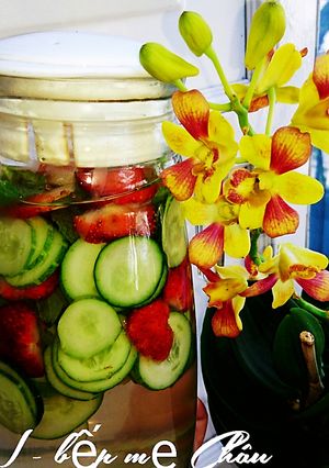 Hình của món Detox Dâu Tây.