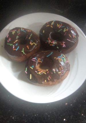 A picture of Dounuts.