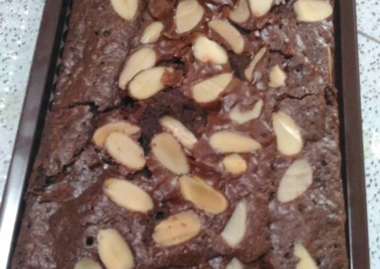 Resep Baru Shyni crust brownies Yummy Mantul