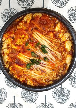 Foto resep Sundubu jjigae (순두부 찌개) /sup tofu korea/korean soft tofu stew