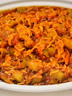 સેવ તુરીયા નું શાક (Sev Turiya Shak Recipe in Gujarati) રેસીપી મુખ્ય ફોટો