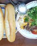 Bánh mì bò ốp la