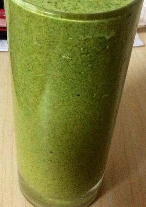 A picture of Dairy free parsley smoothie.