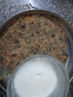 મેથી ભાજી ના ઢેબરા (Methi Bhaji Dhebra Recipe In Gujarati) રેસીપી મુખ્ય ફોટો