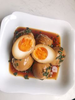 Hình của món Trứng ngâm nước tương.